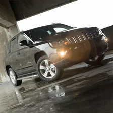 AeroTread 5" x 67" Polished Stainless Running Boards (No Brackets) image 2