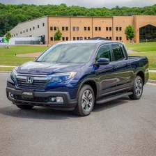 RidgeStep 6-1/2" x 85" Black Steel Running Boards, Select Honda Ridgeline image 3
