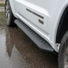 AeroTread 5" x 67" Polished Stainless Running Boards, Select Jeep Grand Cherokee image 4