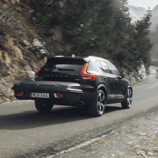 Arcos Hitch Cargo Carrier image 3