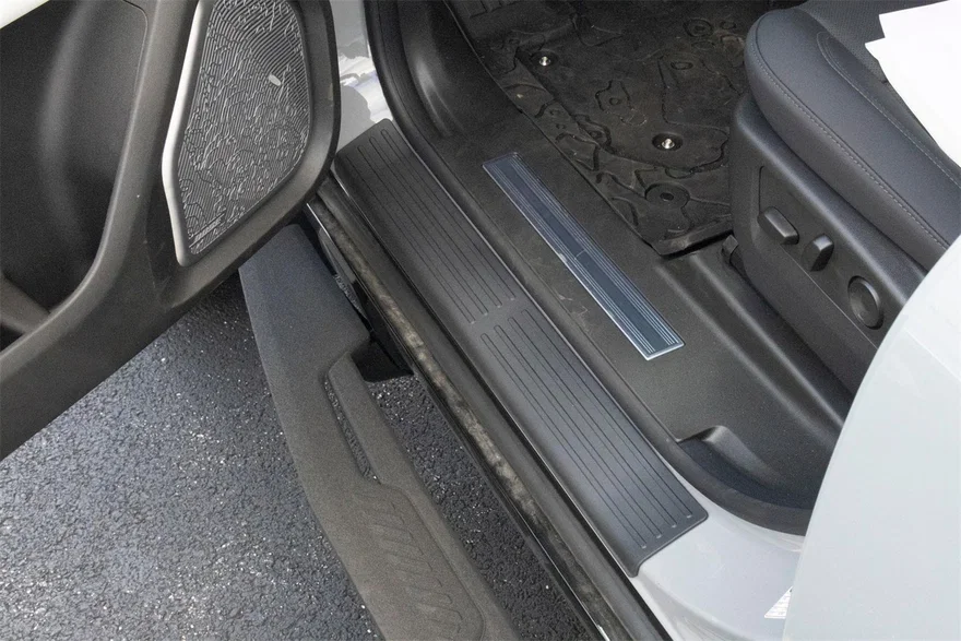 Sill Protector for GMC