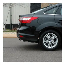 Rear Class 1 Trailer Hitch; 1-1/4in. Ball Mount; Select Ford Focus image 4