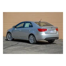 Rear Class 1 Trailer Hitch; 1-1/4in. Receiver; Select Kia Forte image 2