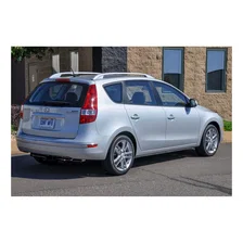 Rear Class 1 Trailer Hitch; 1-1/4in. Receiver; Select Hyundai Elantra image 2