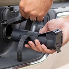 Echo Mobile Trailer Brake Controller; 7-Way; Bluetooth® Smartphone Connection image 2