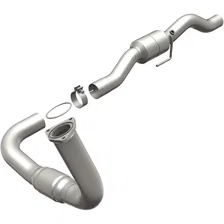 Left 2001-2002 Chevrolet Silverado 2500 HD 8.1L | 2001-2002 GMC Sierra 2500 HD 8.1L HM Grade Federal / EPA Compliant Direct-Fit Catalytic Converter image 1