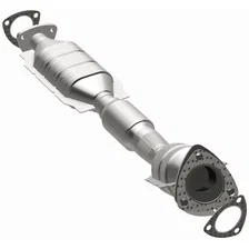 Rear California Grade CARB Compliant Direct-Fit Catalytic Converter for Saturn image 2