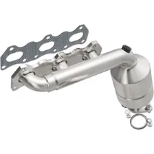 Left 2006-2008 Suzuki Grand Vitara 2.7L | 2004-2006 Suzuki XL-7 2.7L OEM Grade Federal / EPA Compliant Direct-Fit Manifold Catalytic Converter image 1