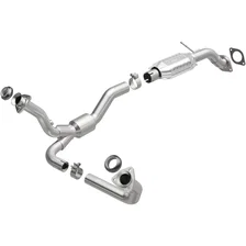2000-2005 Chevrolet Blazer 4.3L | 2000-2001 GMC Jimmy 4.3L OEM Grade Federal / EPA Compliant Direct-Fit Catalytic Converter image 1