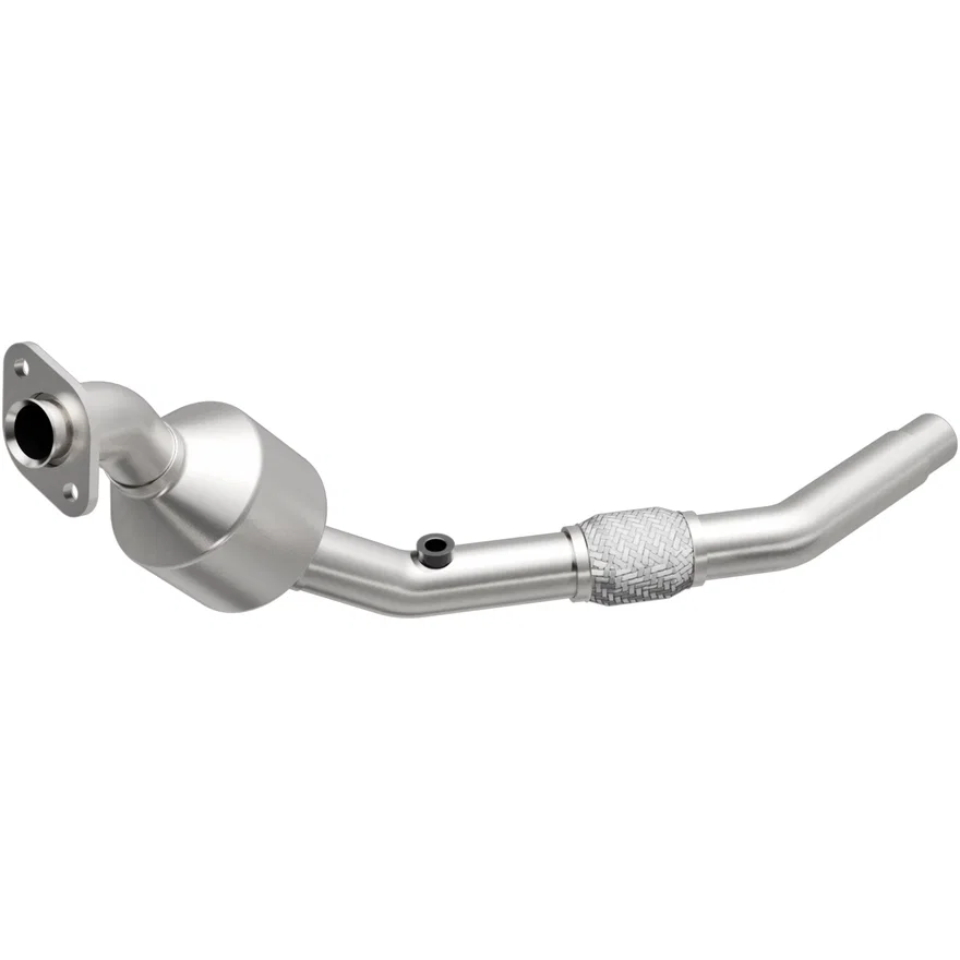Rear 2002-2005 Land Rover Freelander 2.5L OEM Grade Federal / EPA Compliant Direct-Fit Catalytic Converter