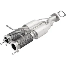 Rear 2005-2011 Volvo XC90 4.4L OEM Grade Federal / EPA Compliant Direct-Fit Catalytic Converter image 1