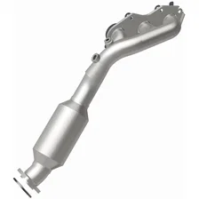 Right OEM Grade Federal / EPA Compliant Direct-Fit Manifold Catalytic Converter for Lexus image 3