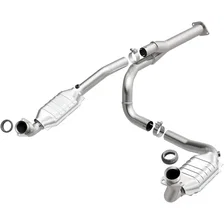 2000-2002 Chevrolet Express 1500 4.3L | 2000-2002 GMC Savana 1500 4.3L OEM Grade Federal / EPA Compliant Direct-Fit Catalytic Converter image 1