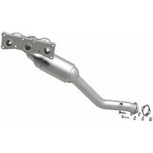 Front OEM Grade Federal / EPA Compliant Direct-Fit Manifold Catalytic Converter for BMW image 4