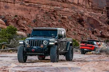 Center Off-Road Lighting for Jeep image 16