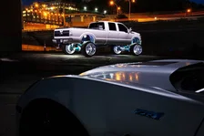 LED Illuminated Wheel Rings - White image 25