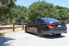Free Flow Axle-Back Exhaust - 2011-2016 BMW 550i image 2